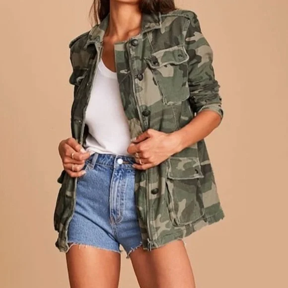 NWT FREE PEOPLE Not Your Brother's Green Camo Print Surplus Jacket sz small - Picture 1 of 15